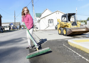 Bruceton community comes together for clean-up effort